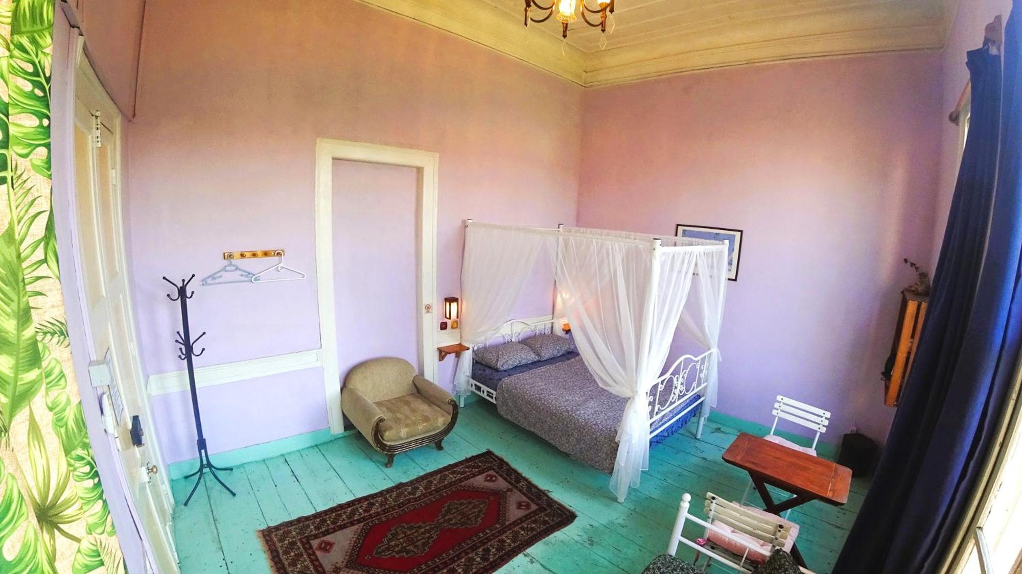Hostel Lotus Garden Izmir